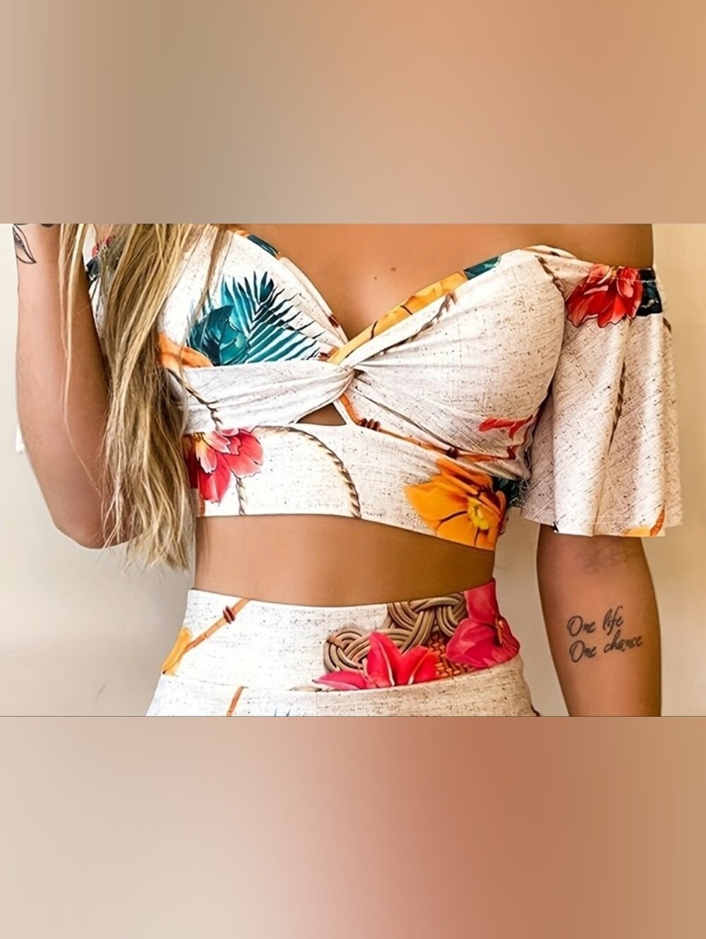 Off Shoulder Floral Front Twist Crop Top XL